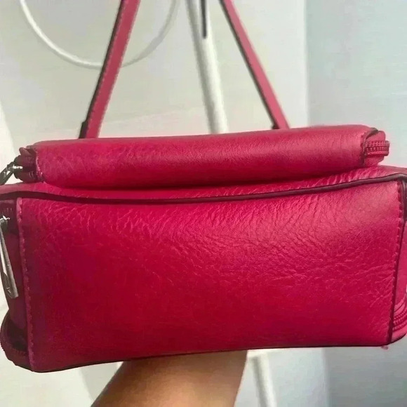 Kelsey Crossbody Piper and Dune Organizing Handbag - Picture 10 of 11